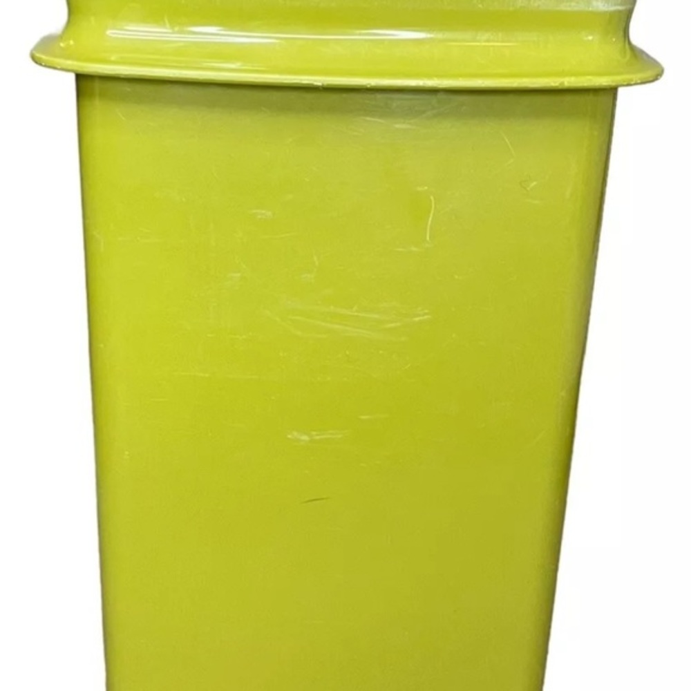 Vintage Tupperware 1330-3 Avocado Green Pickle Olive Keeper Container Canister - Picture 6 of 11